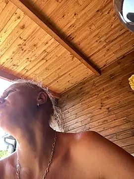 LaMadrina006's Live XXX Chat