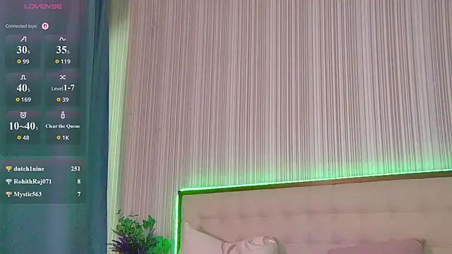 دردشة RubyValen الجنسية المباشرة