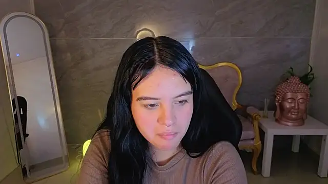 sarita_09_s Adlı Modelin Canlı XXX Sohbeti