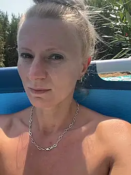 LaMadrina006 live XXX chat