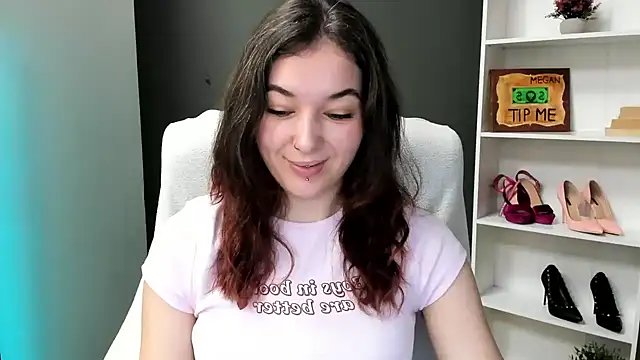 Chatroom XXX en direct de Meagn_Extasy