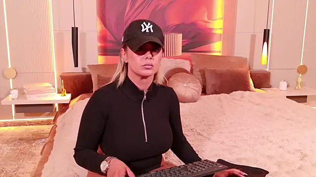 ChloeFrost Chat XXX live