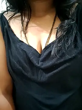 Ramya_369 – Naživo XXX chat