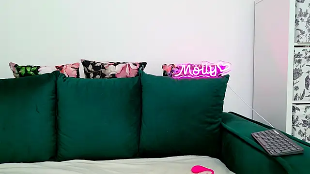 MollyMosleyn Live XXX chat