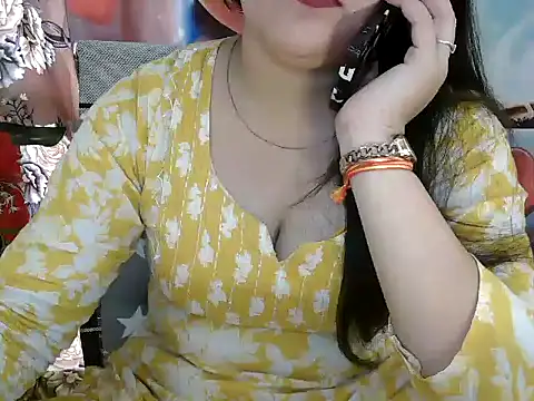 _chitranshi Adlı Modelin Canlı XXX Sohbeti