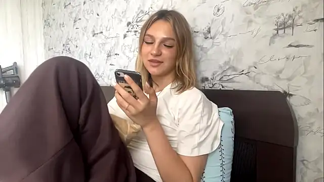ManiacProffer Live XXX-Chat