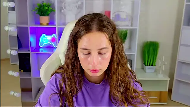 Chat XXX ao vivo de NadinnL