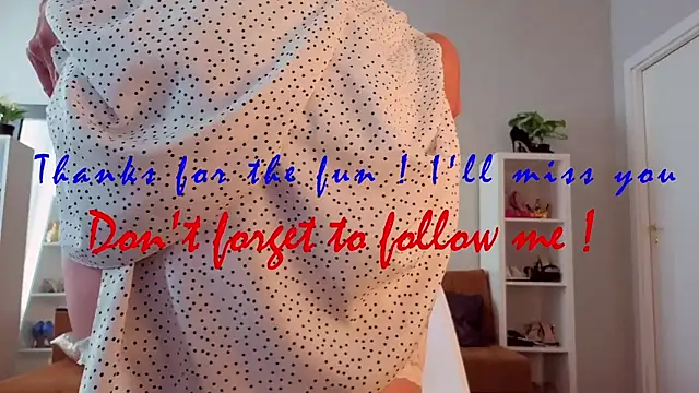 CaringSophie's Live XXX Chat