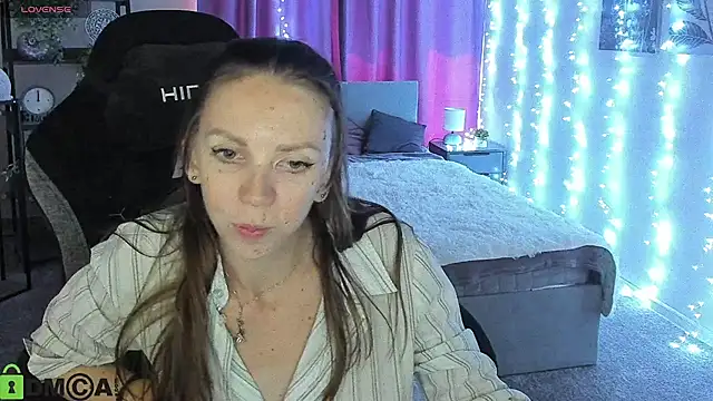 Chatroom XXX en direct de EmilyStevart