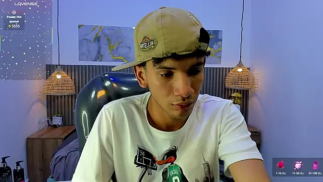 JDWhite18 Live XXX Chat