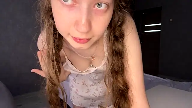 Emily_Mur_のライブXXXチャット