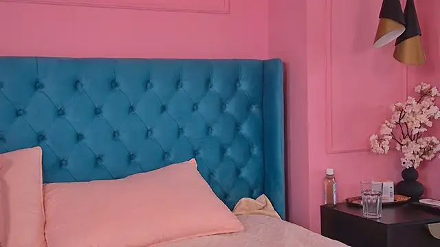 EvaAmantti লাইভ XXX চ্যাট