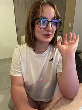 Megan_lu2's Live XXX Chat