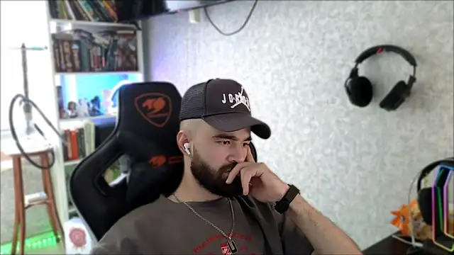 Czat XXX na żywo – _Serious_Man