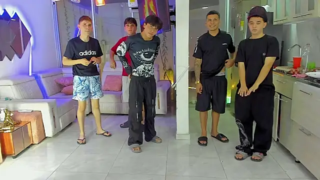 Živý XXX chat Houseofwarrios