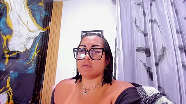 XXX chat uživo modela MelissaaCortes