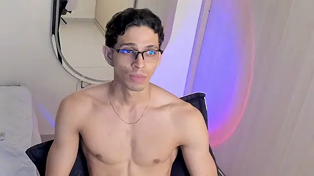 Mheysam_Youngerx – Live XXX-chat