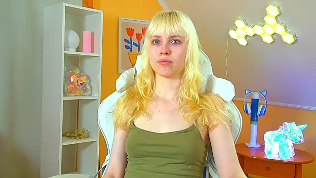 HannahHollis' Live XXX Chat