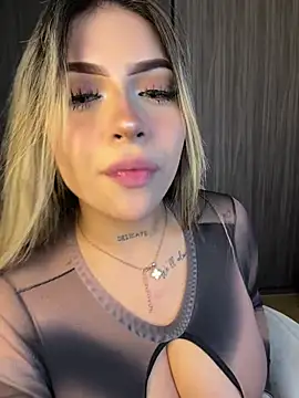 MiaWhitePink_ live XXX chat
