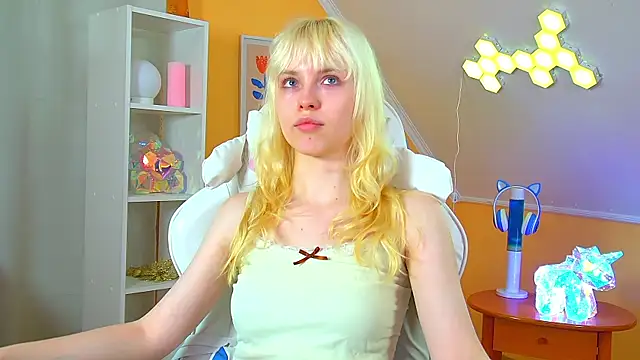 HannahHollis' Live XXX Chat