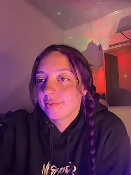sadashi_moon_ofice Adlı Modelin Canlı XXX Sohbeti