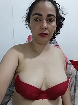 Emily_Divi69: απευθείας συνομιλία ΧΧΧ