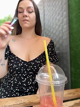 CrazyTori's Live XXX Chat