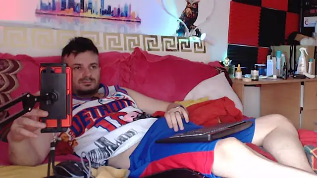 Онлайн чат XXX Hugec0ck007