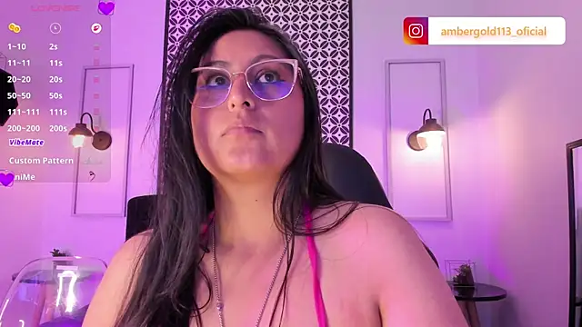 Chat XXX en directo de Amber_gold_