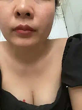Ivy_Trix2: απευθείας συνομιλία ΧΧΧ