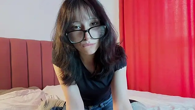 Mira_Rin Chat XXX in diretta