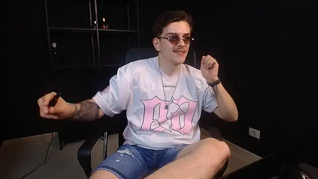 FelixStarkk 现场XXX聊天