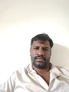 Paramkeerthi XXX чат на живо