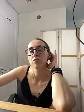 MartiniiSelennan Live XXX chat