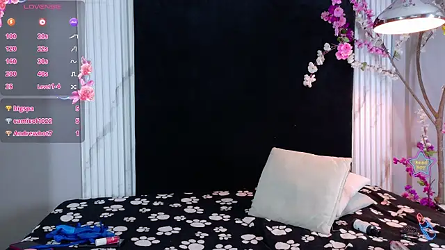 rouxinferno_cr's Live XXX Chat
