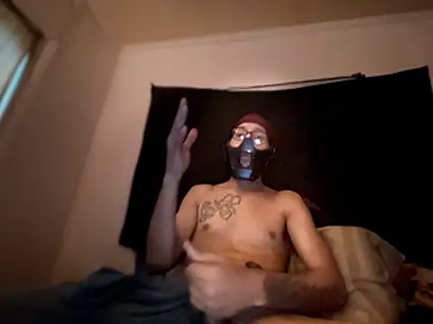 ThrowedWorldWide's Webcam Show