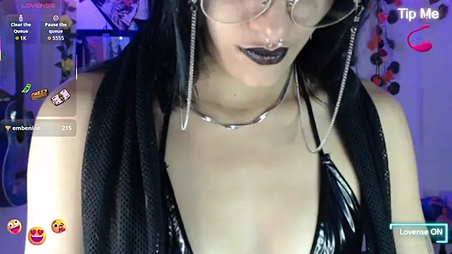 bastethott Chat XXX in diretta