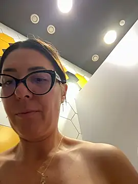 eveangelll Adlı Modelin Canlı XXX Sohbeti