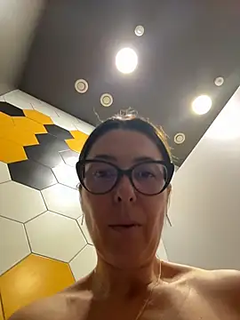 eveangelll Adlı Modelin Canlı XXX Sohbeti