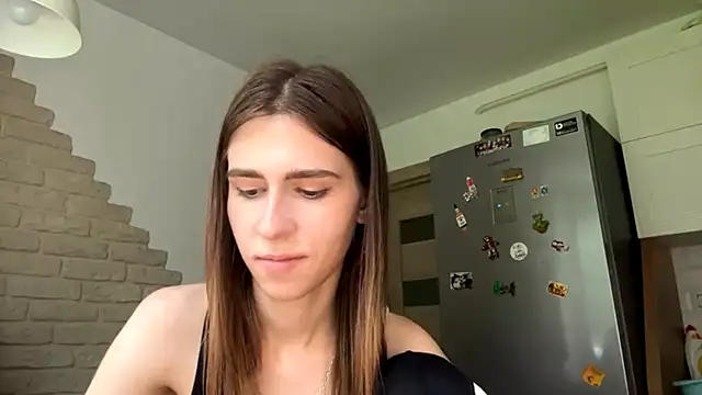 ZaraGuyette's Live XXX Chat