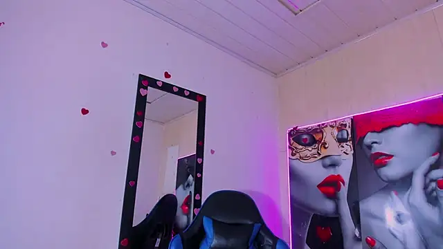 Онлайн чат XXX honeyluxe_