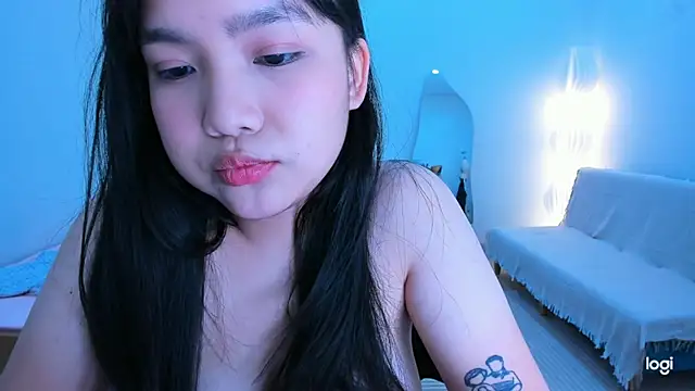 YanaDimples' Live XXX Chat