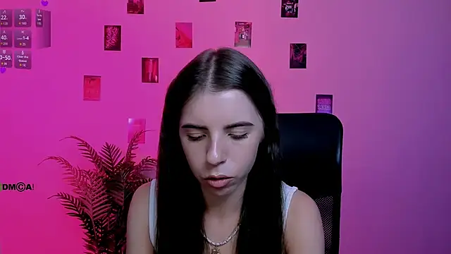 Chat XXX en directo de lyra_desire