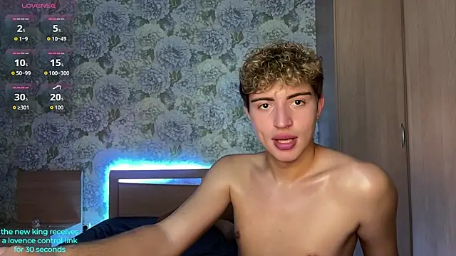AlfredSweet Live XXX-chat