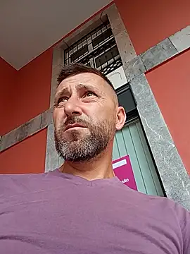 BZH45 live XXX chat