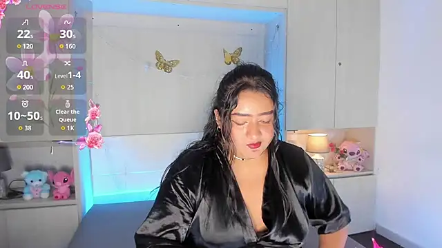 LilyWhitney's Live XXX Chat