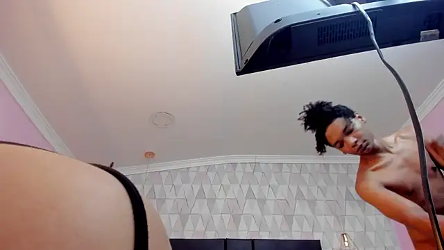 Chatroom XXX en direct de dafne_and_erick_