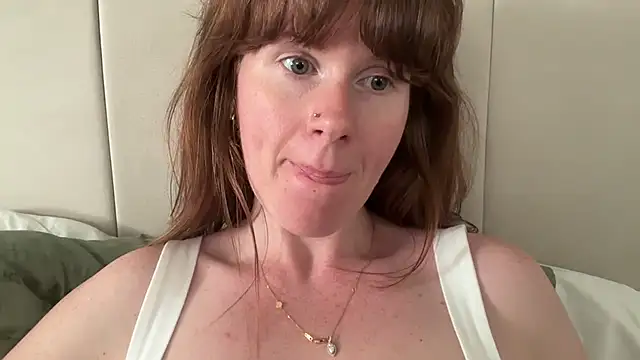 redheadrosie69 Adlı Modelin Canlı XXX Sohbeti