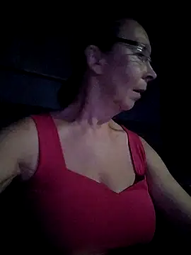 Chat XXX en directo de Celine_Faer1