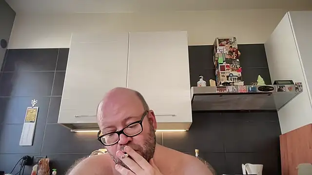 theitalianbear XXX чат на живо